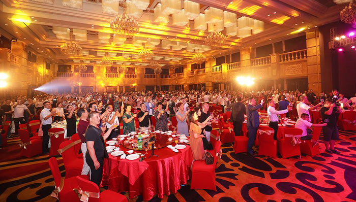 慶典晚會(huì)現(xiàn)場(chǎng)