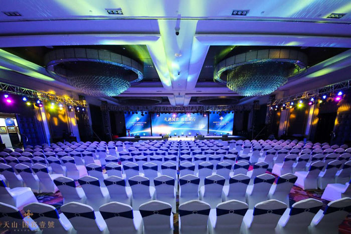 公司的企業(yè)年會(huì)策劃方案怎么做出亮點(diǎn)？